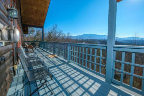 Modern 3BR Spectacular VIEWS Gameroom Hot Tub Free Attraction Tickets